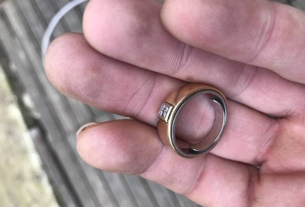 Comment vendre une bague pour homme ?